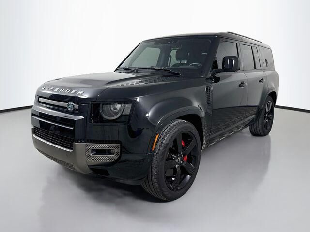2024 LAND ROVER Defender