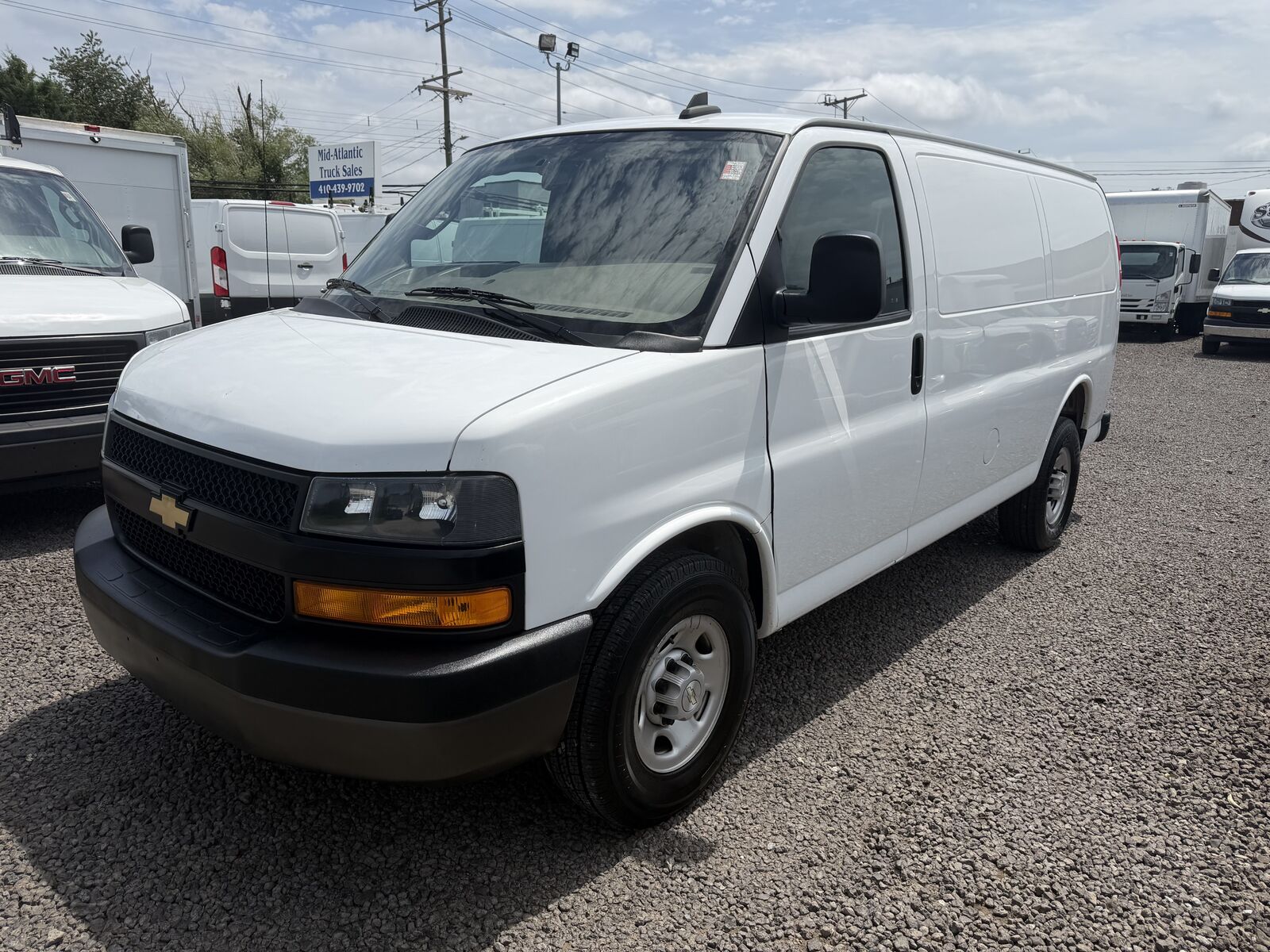 2023 CHEVROLET Express