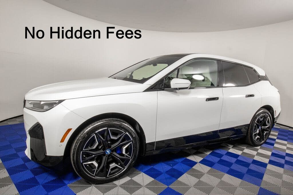 2025 BMW ix