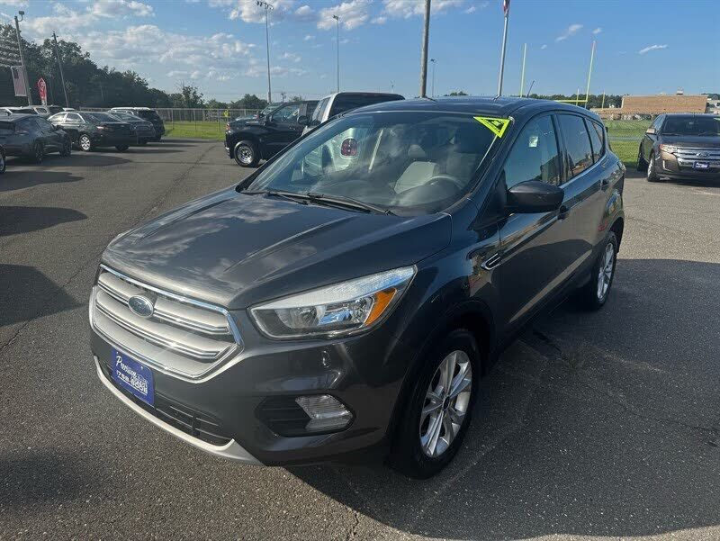 2017 FORD Escape