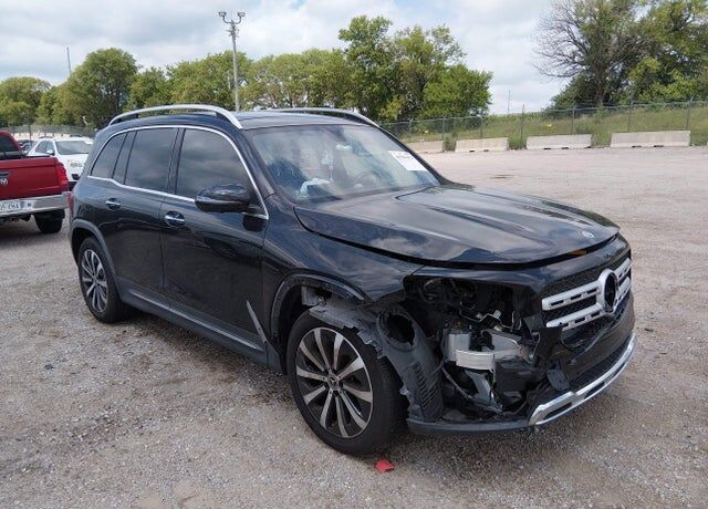 2022 MERCEDES-BENZ GLB-Class