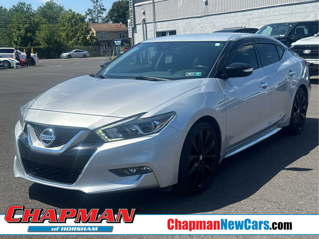 2017 NISSAN Maxima