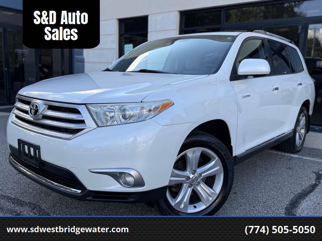 2011 TOYOTA Highlander