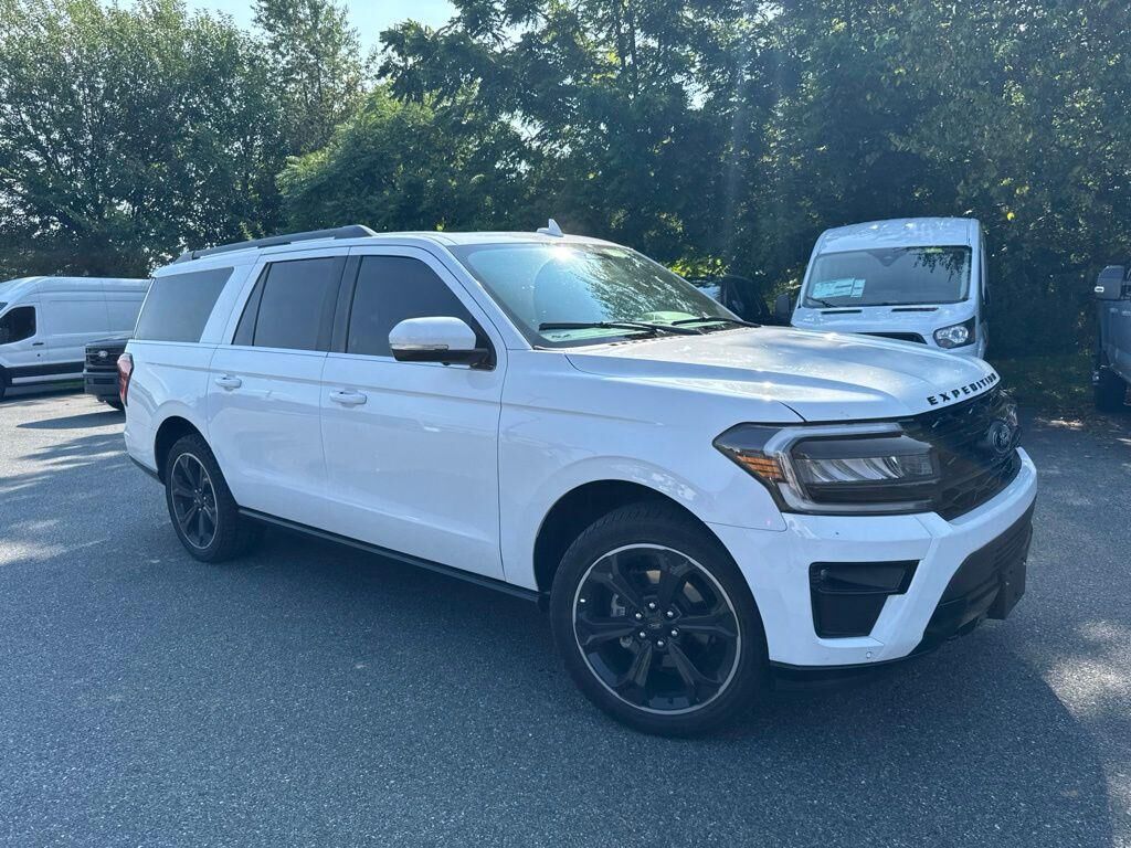 2022 FORD Expedition