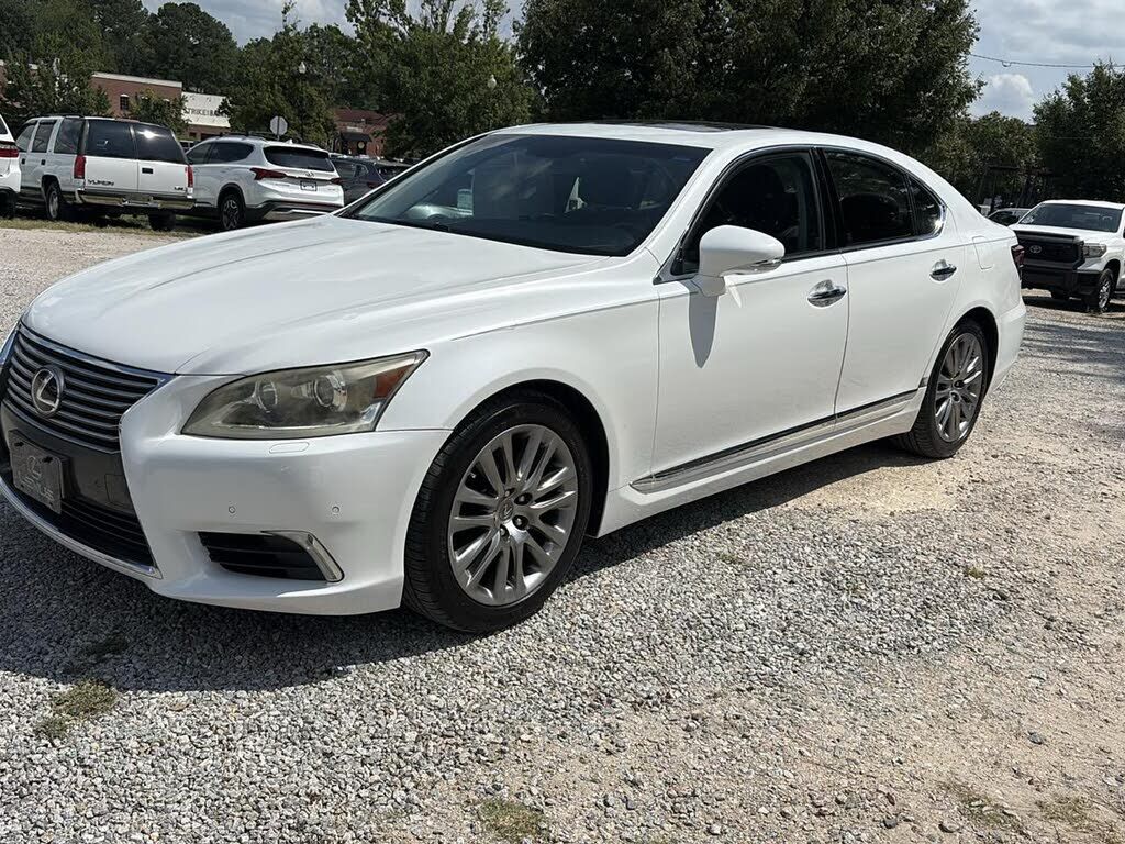 2013 LEXUS LS