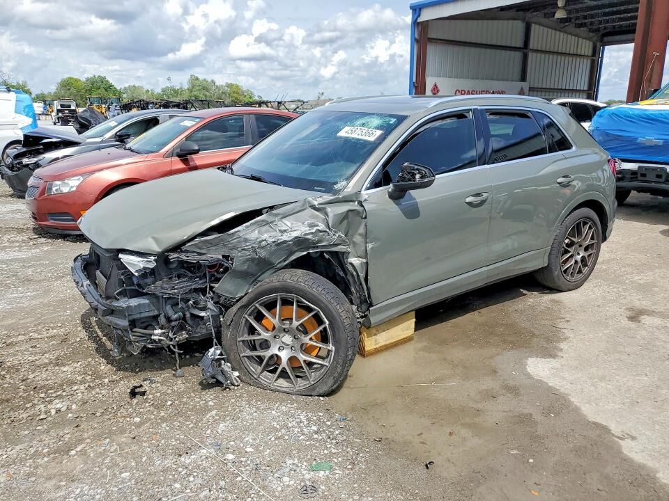 2021 AUDI Q3