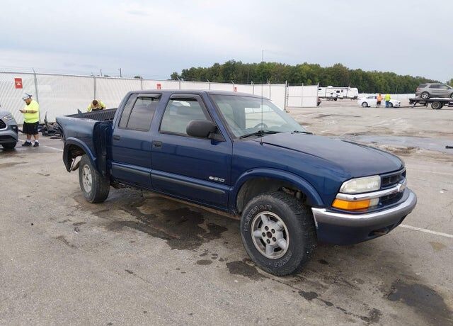 2002 CHEVROLET S-10 Pickup
