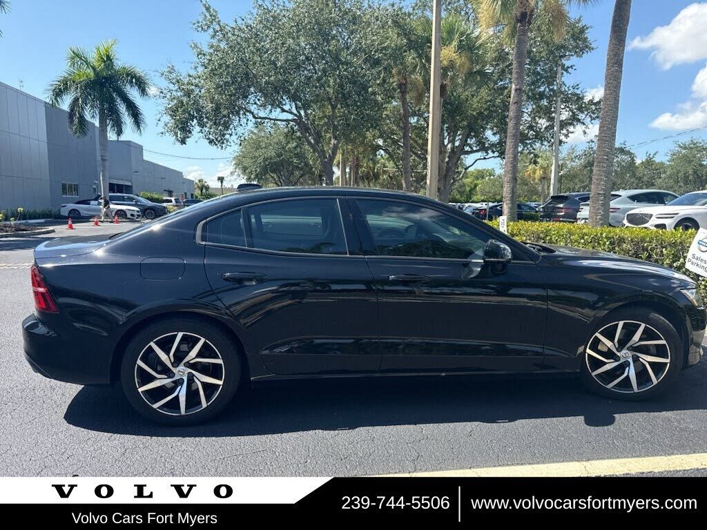 2020 VOLVO S60