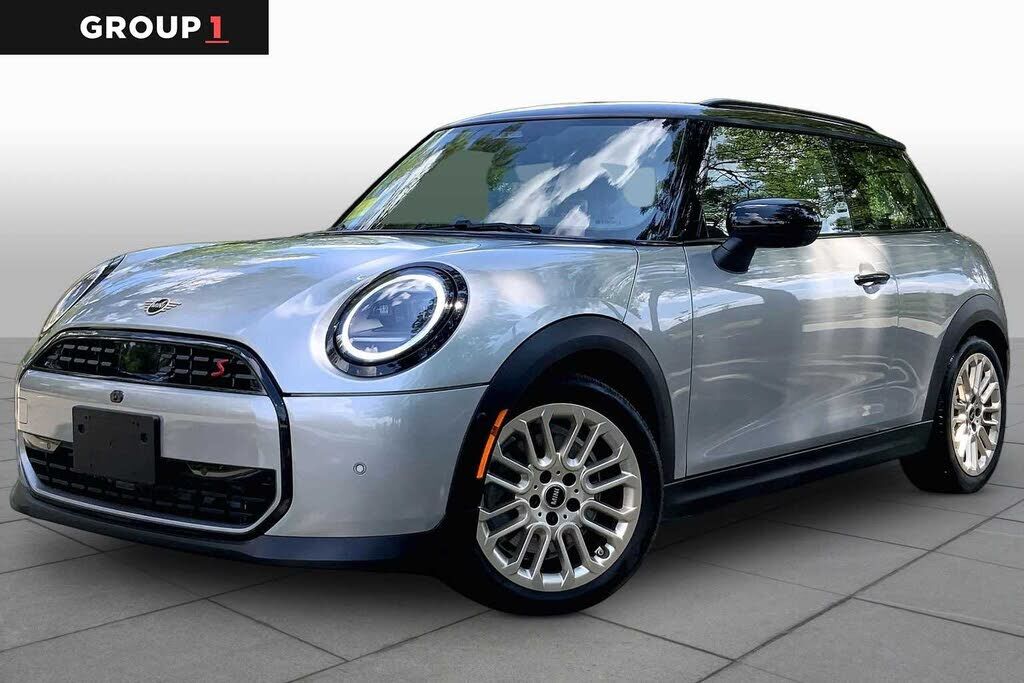 2025 MINI Hardtop