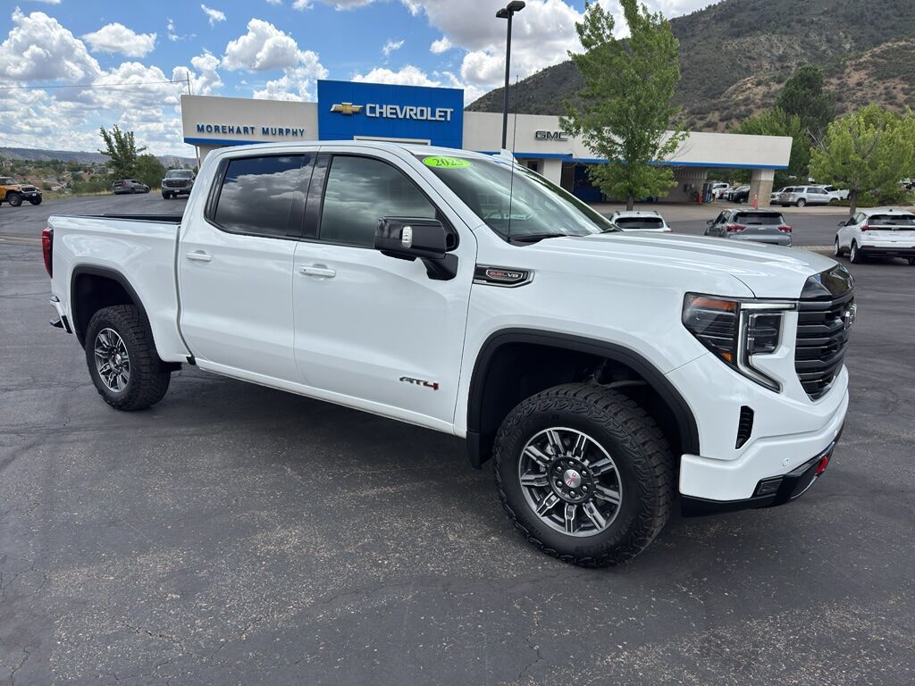 2025 GMC Sierra