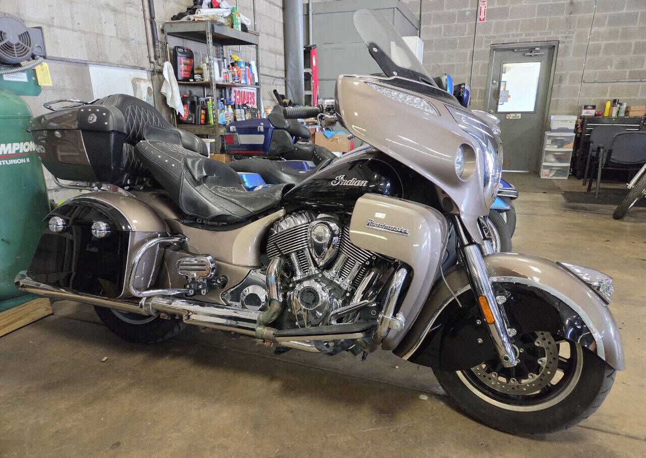 2018 INDIAN MOTORCYCLE Roadmaster