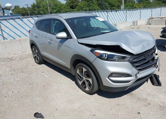 2016 HYUNDAI Tucson