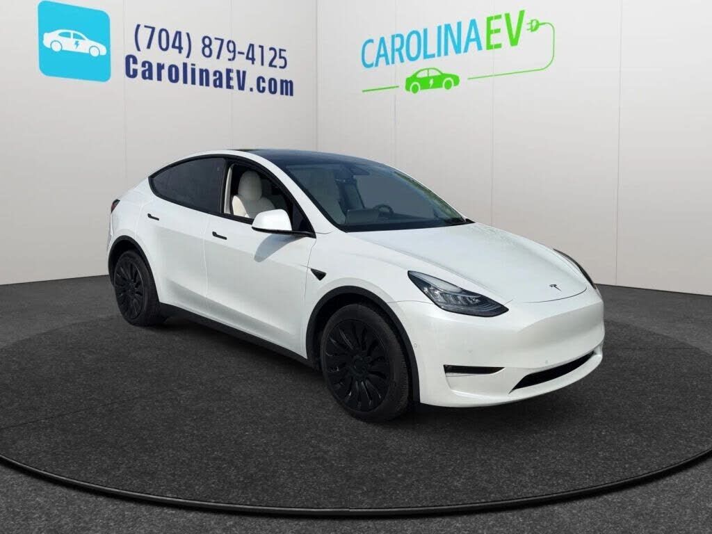 2022 TESLA Model Y