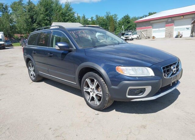 2012 VOLVO XC70