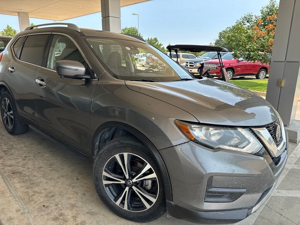 2020 NISSAN Rogue
