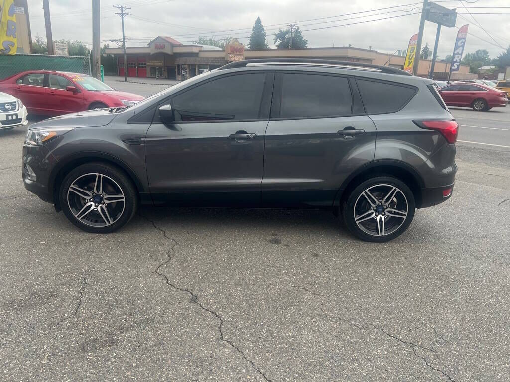 2019 FORD Escape