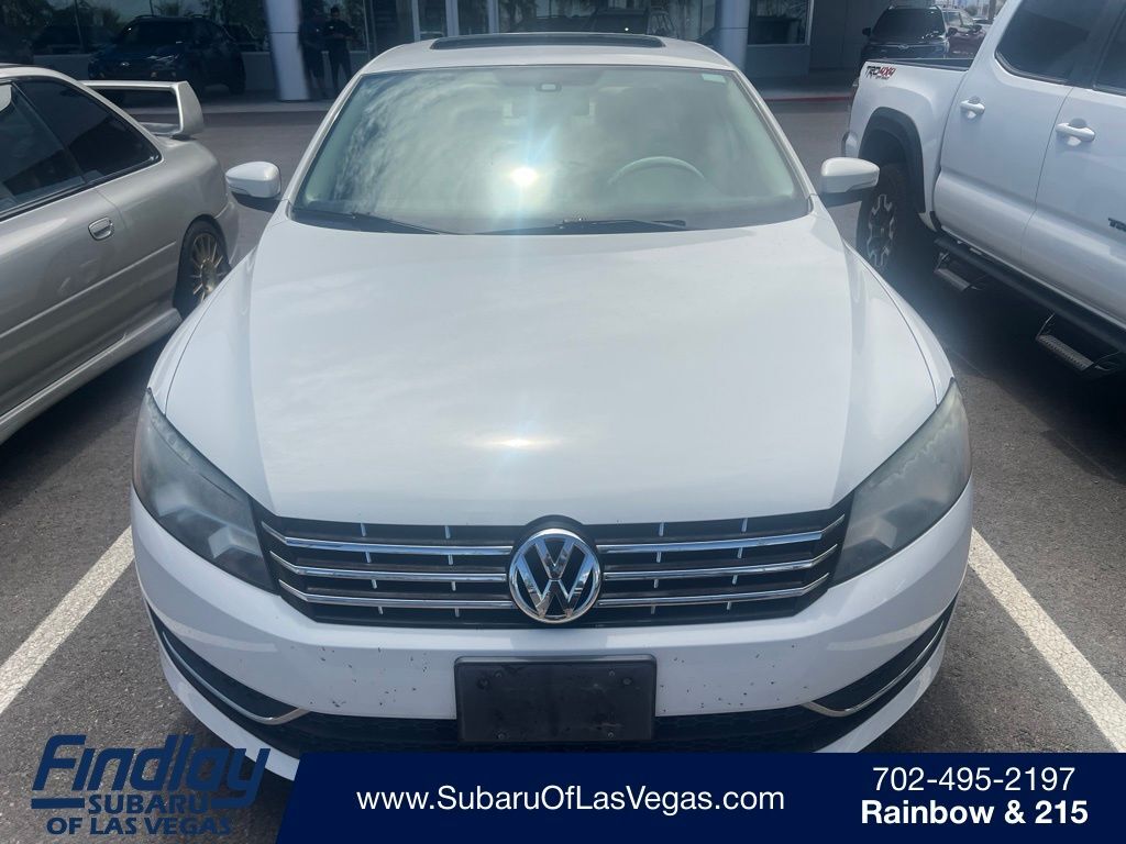 2014 VOLKSWAGEN Passat
