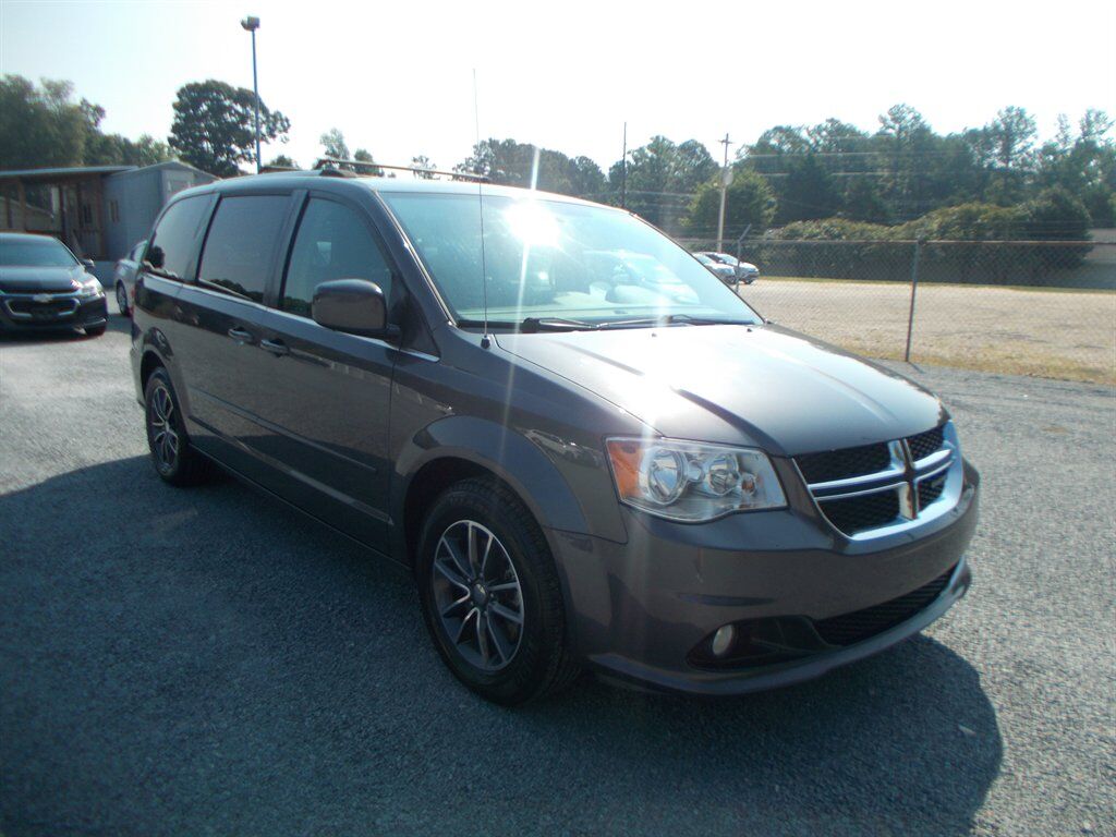 2017 DODGE Grand Caravan
