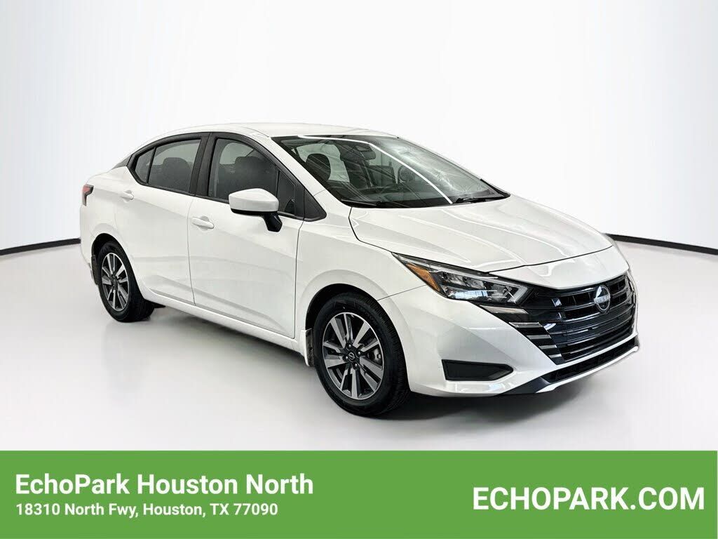 2025 NISSAN Versa