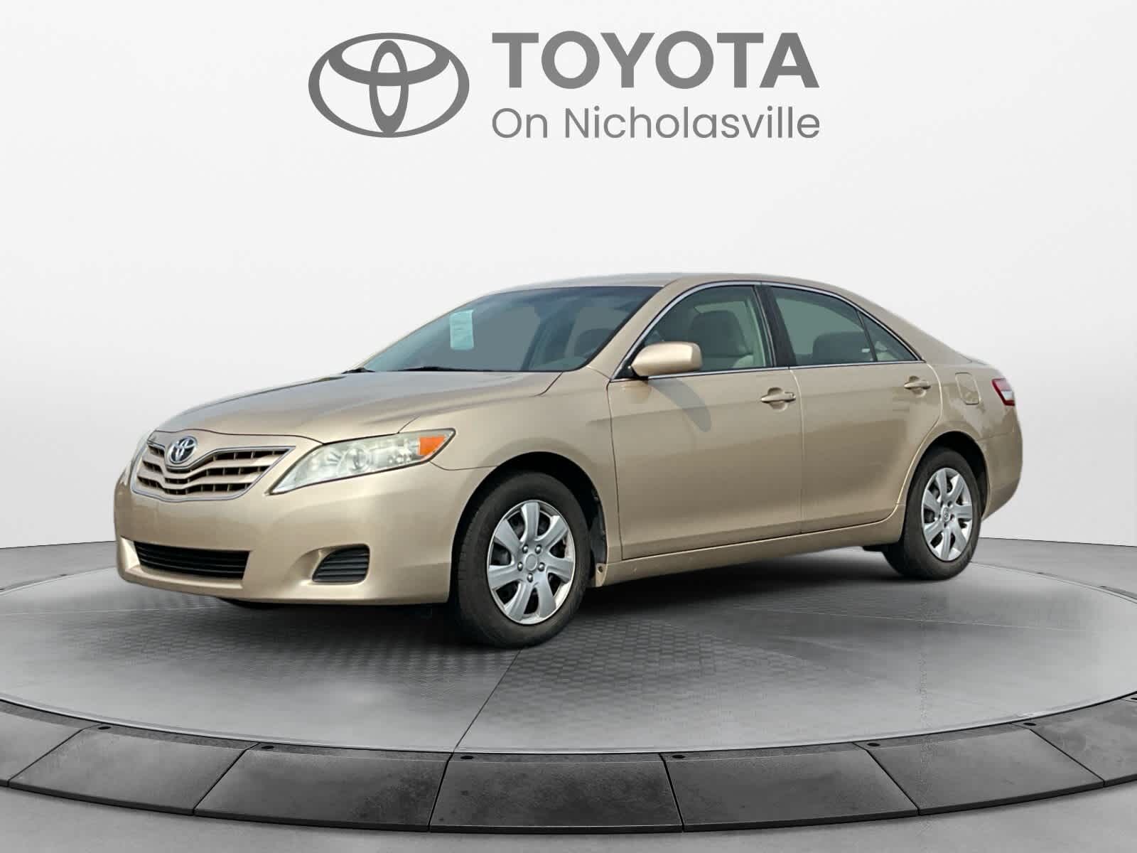 2010 TOYOTA Camry