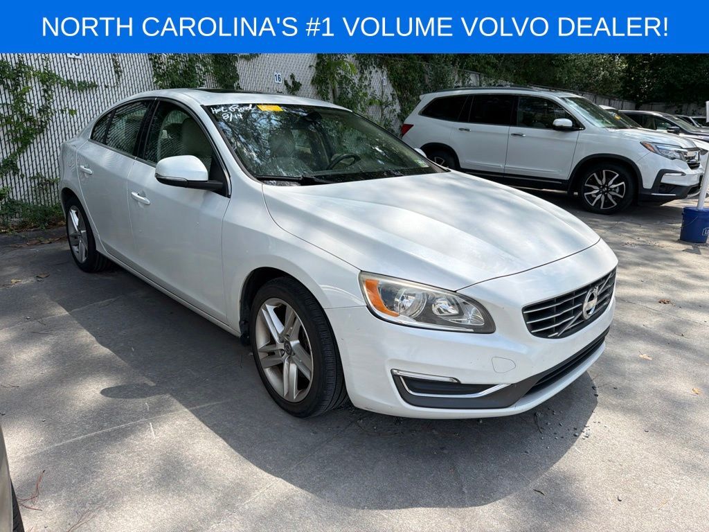 2015 VOLVO S60