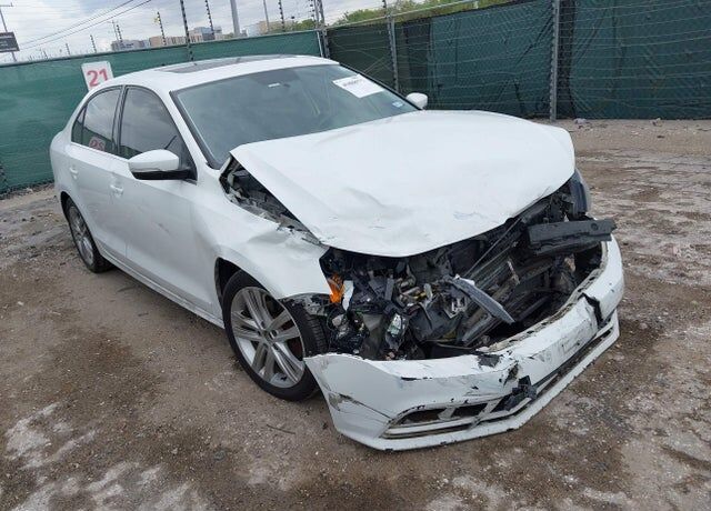 2015 VOLKSWAGEN Jetta
