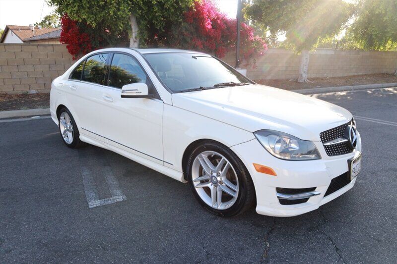2012 MERCEDES-BENZ C-Class