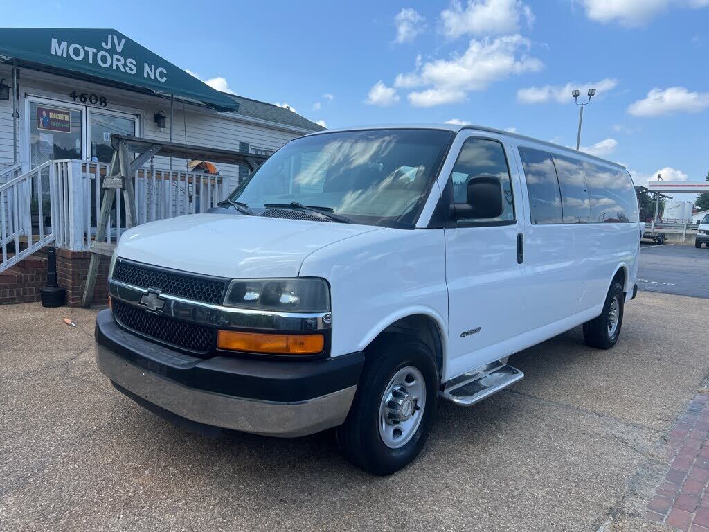 2004 CHEVROLET Express