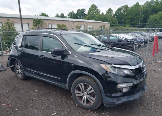 2017 HONDA Pilot