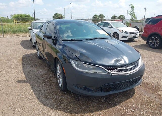 2015 CHRYSLER 200