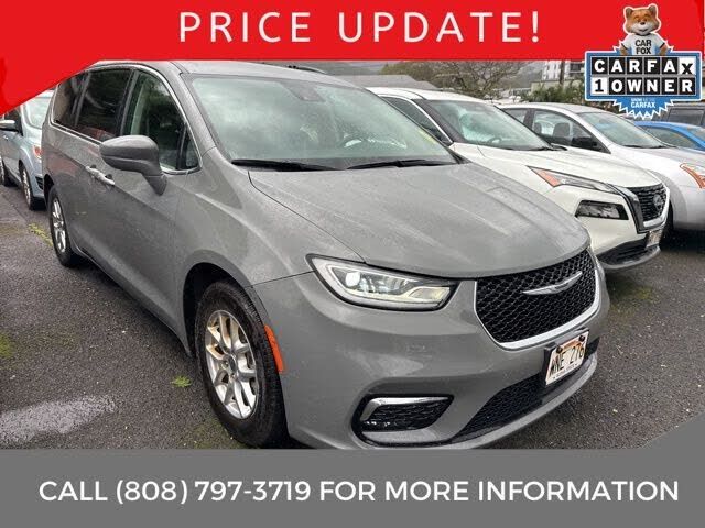 2022 CHRYSLER Pacifica