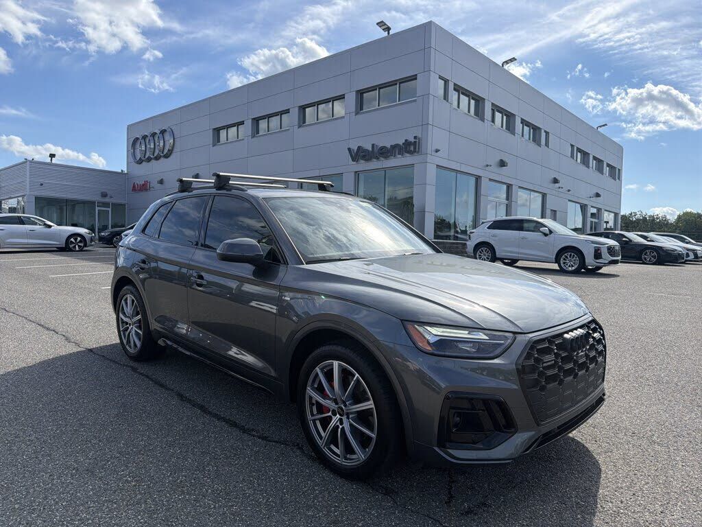 2024 AUDI Q5 e