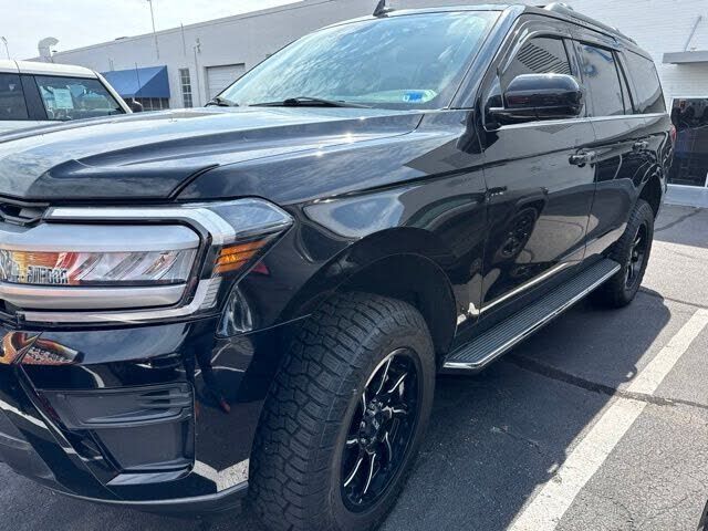 2022 FORD Expedition