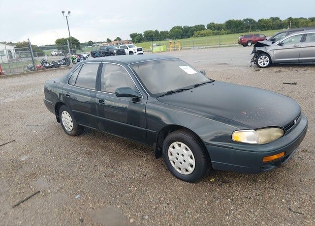 1995 TOYOTA Camry
