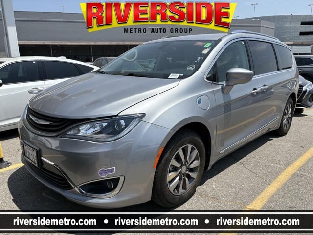 2019 CHRYSLER Pacifica