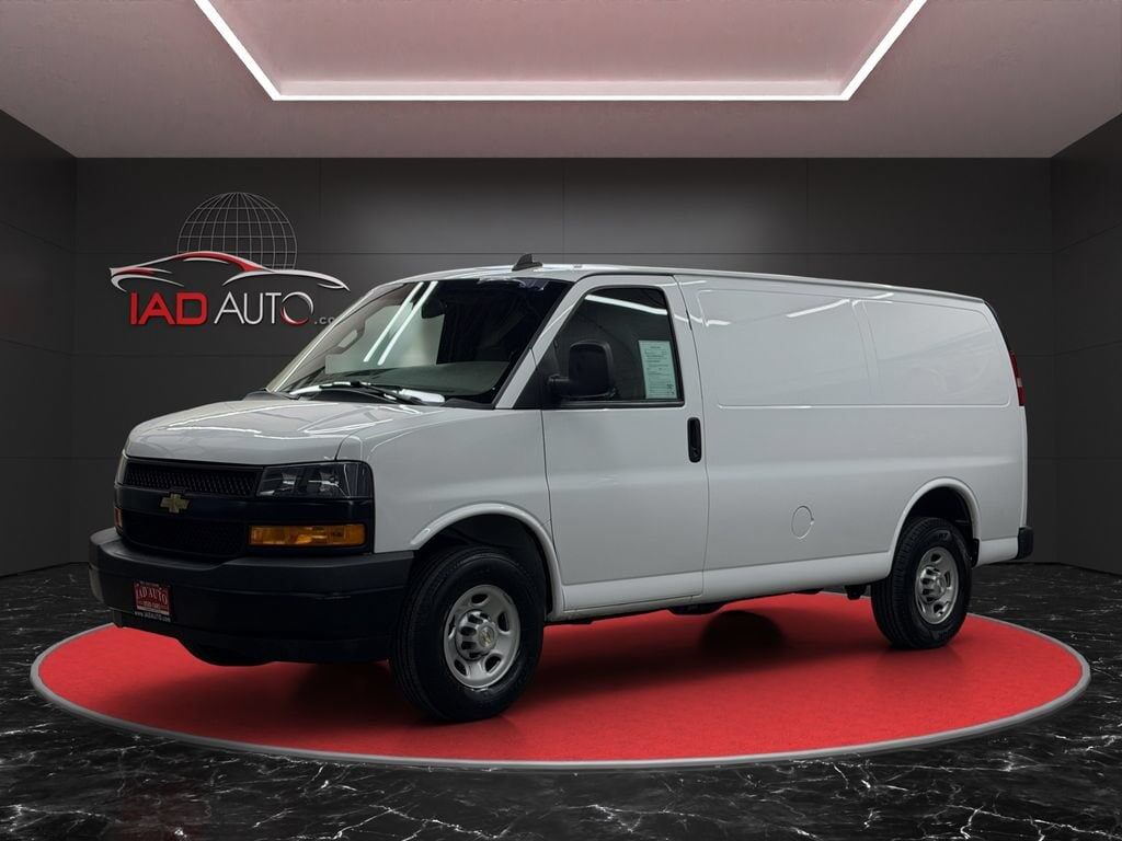 2023 CHEVROLET Express