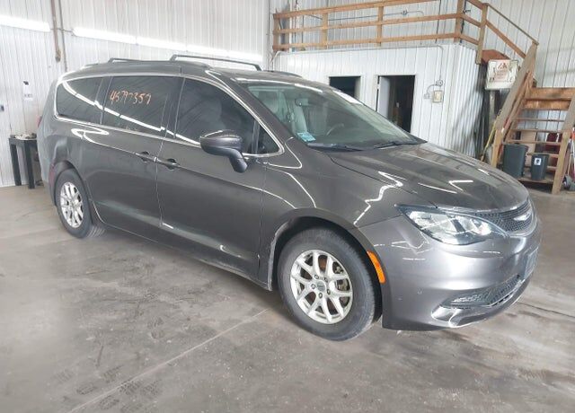 2021 CHRYSLER Voyager