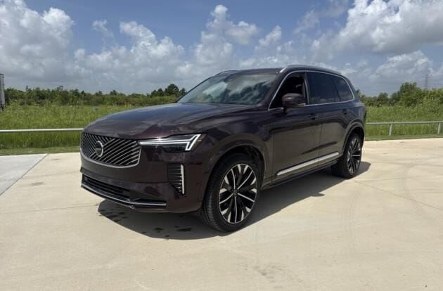 2025 VOLVO XC90