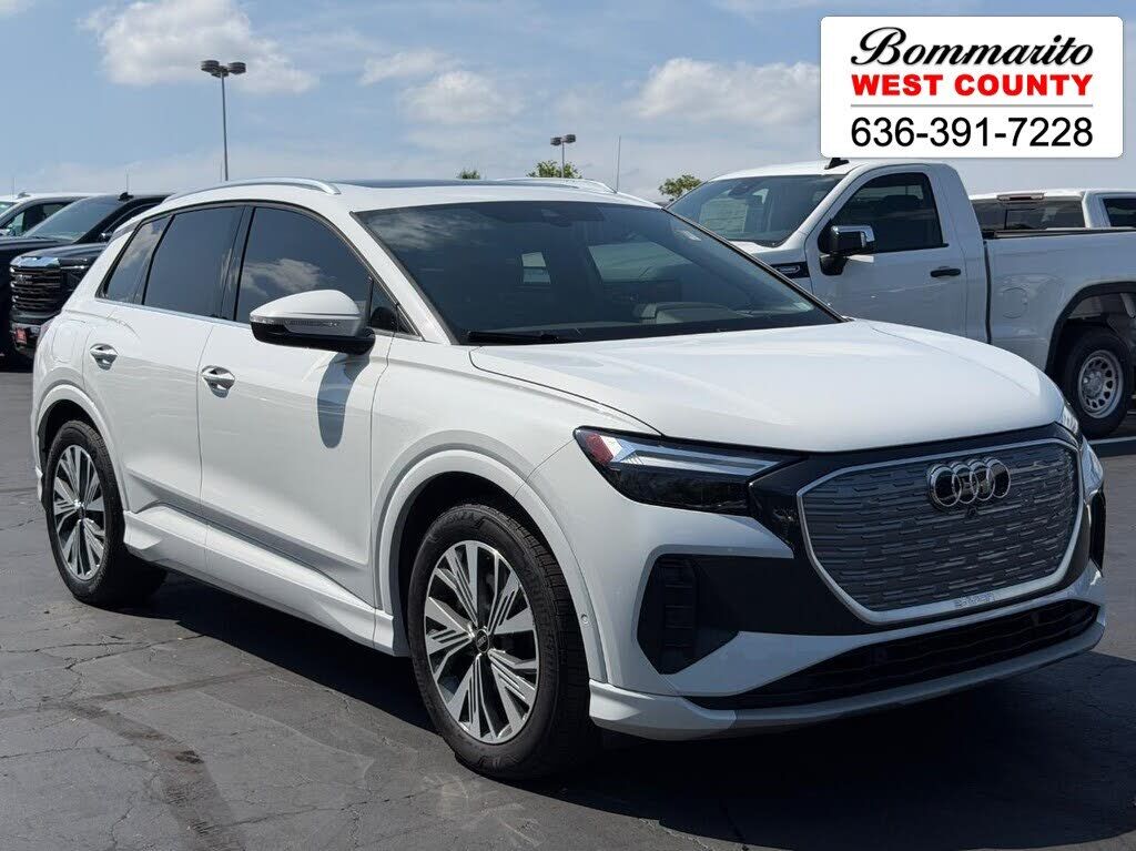 2023 AUDI Q4