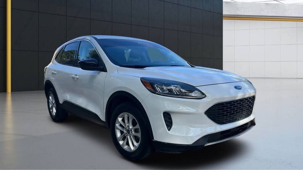 2022 FORD Escape