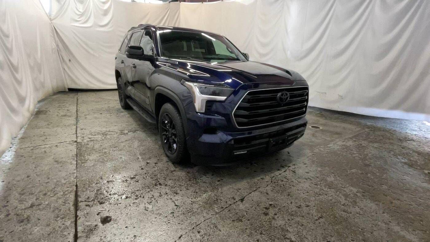 2025 TOYOTA Sequoia