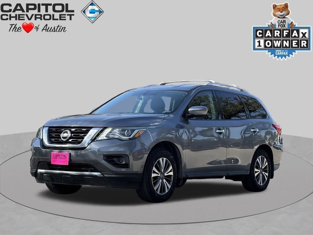 2017 NISSAN Pathfinder