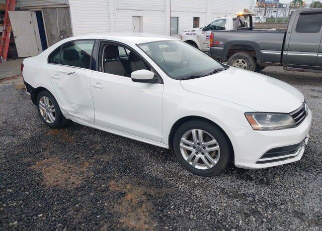 2017 VOLKSWAGEN Jetta