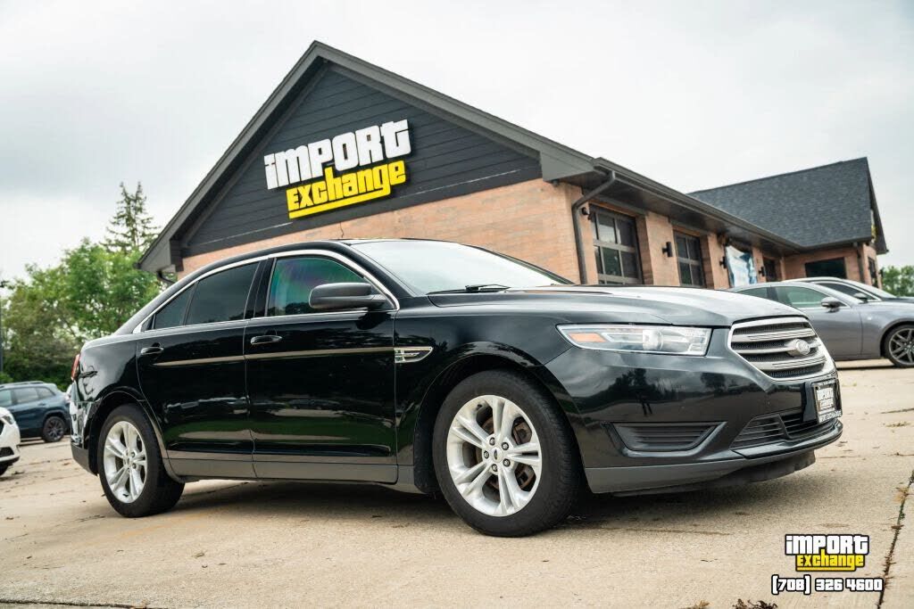 2018 FORD Taurus