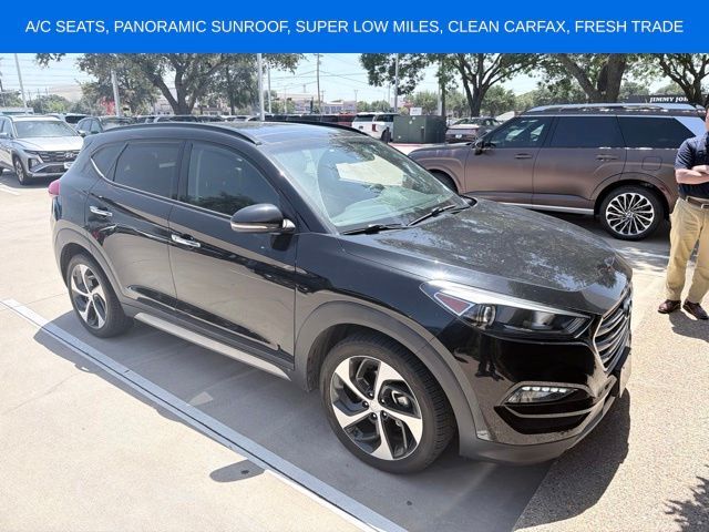 2017 HYUNDAI Tucson