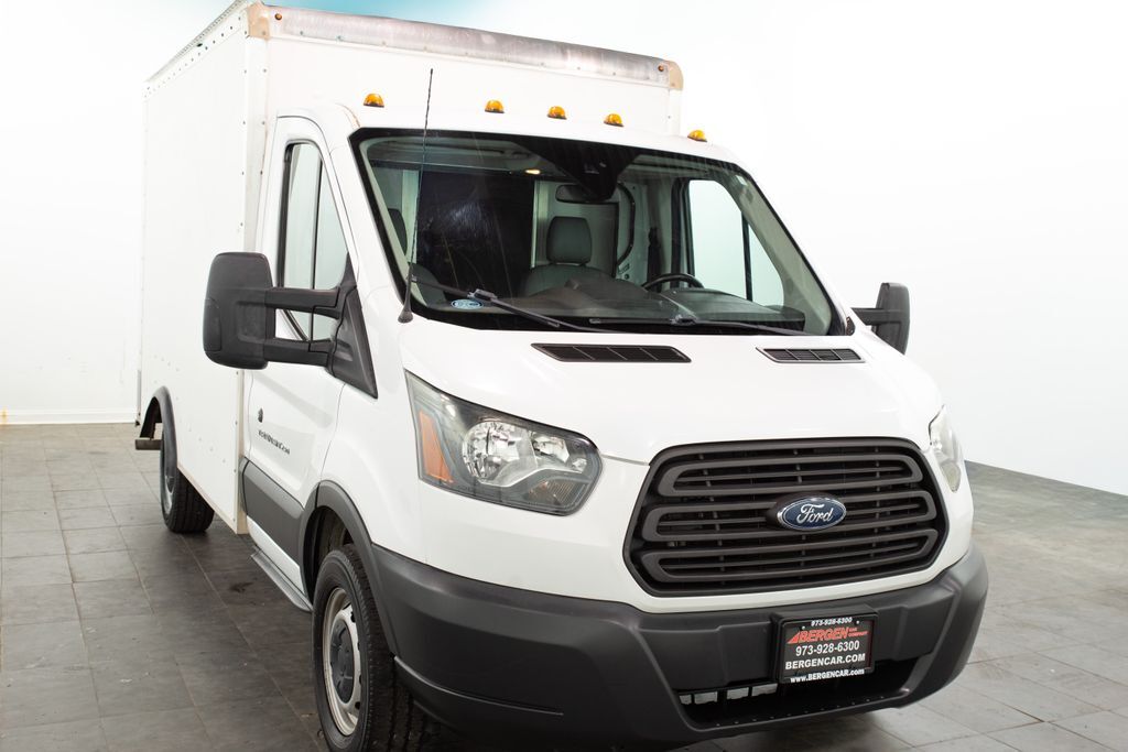 2017 FORD Transit