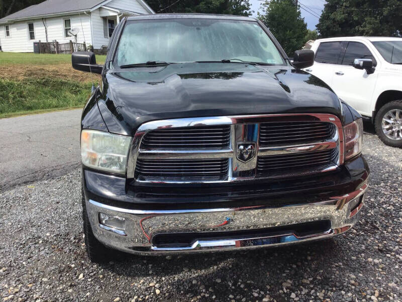 2012 DODGE Ram