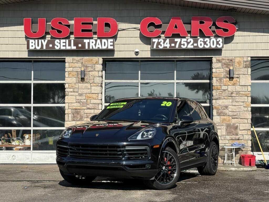 2020 PORSCHE Cayenne