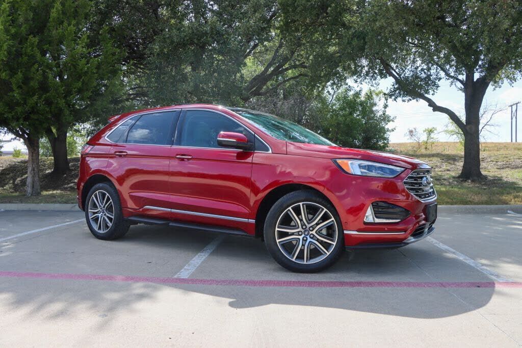 2019 FORD Edge