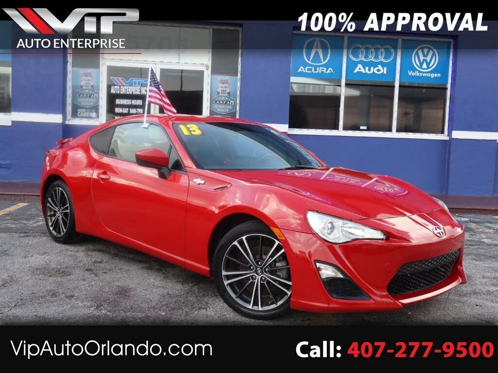 2013 TOYOTA Scion